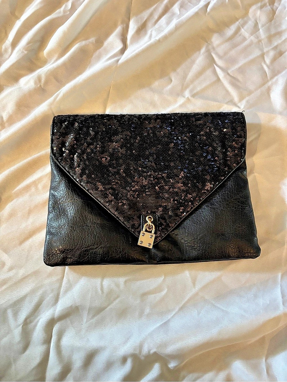Alexis Hudson Sport Ciara Black Sequin Clutch New w/tag